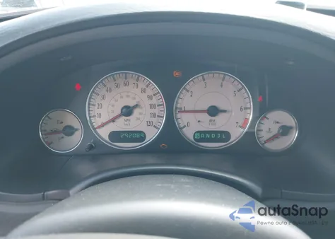 2004 Chrysler Town & Country Limited z USA, uszkodzony, nr VIN 2C8GT64L04R553786